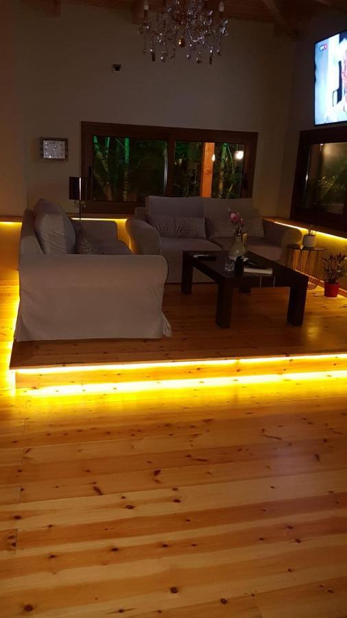 Vila Thailanda In Katakolo Pírgos Buitenkant foto